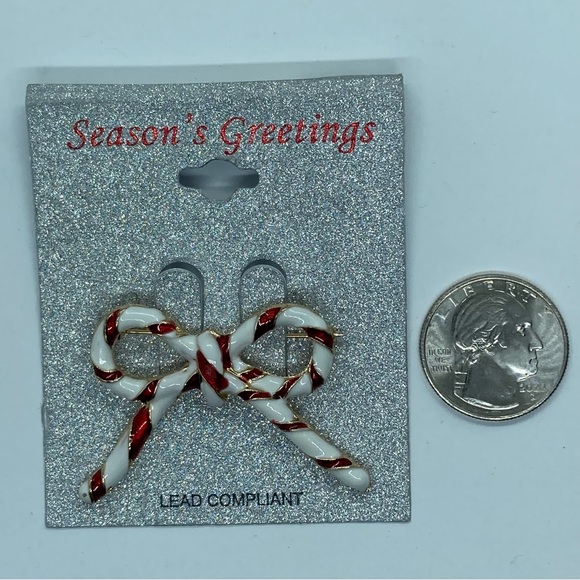 Christmas Stocking Brooch Pin New on Card - Picture 3 of 4